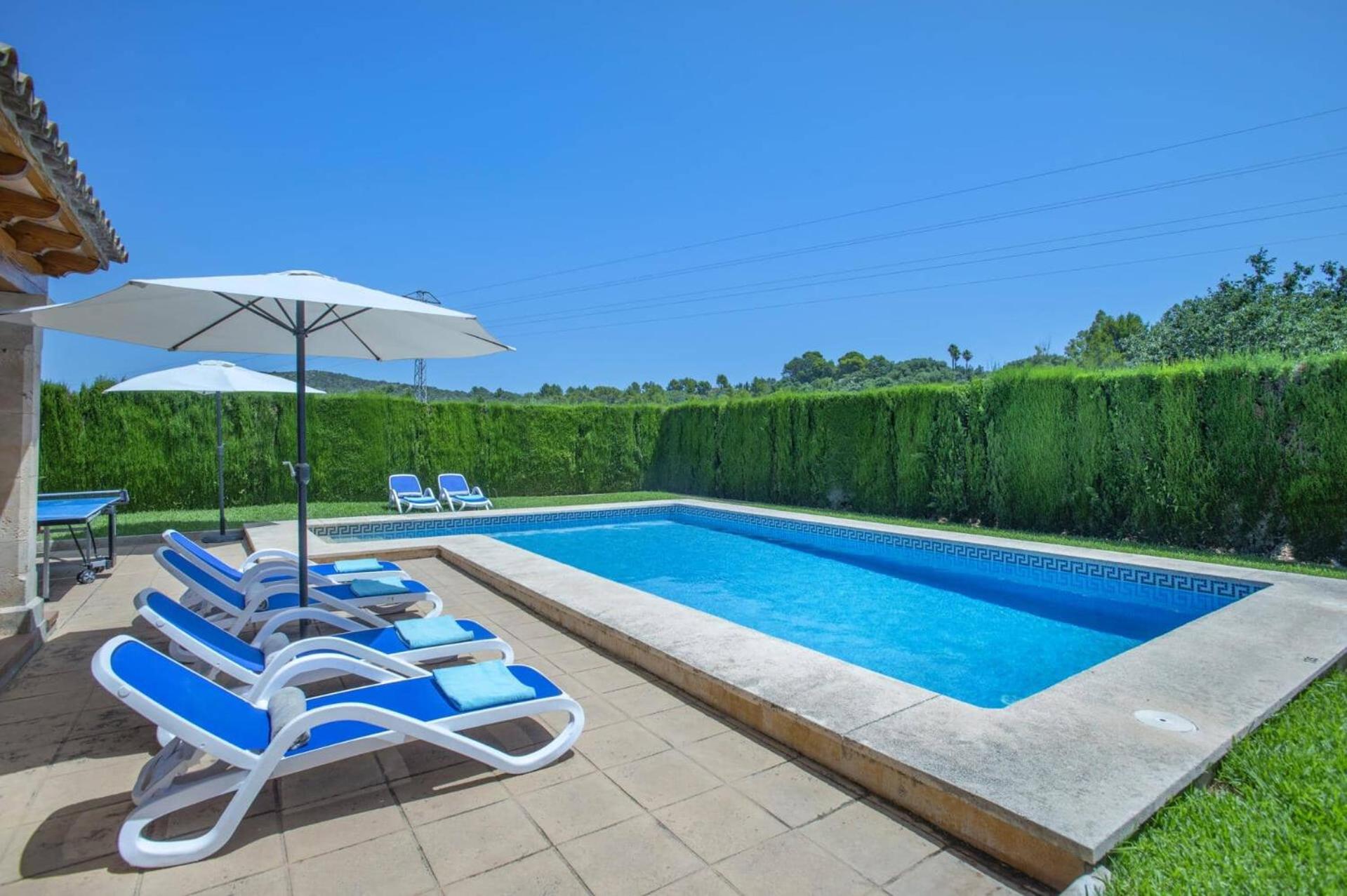Villa Vidrier I By *